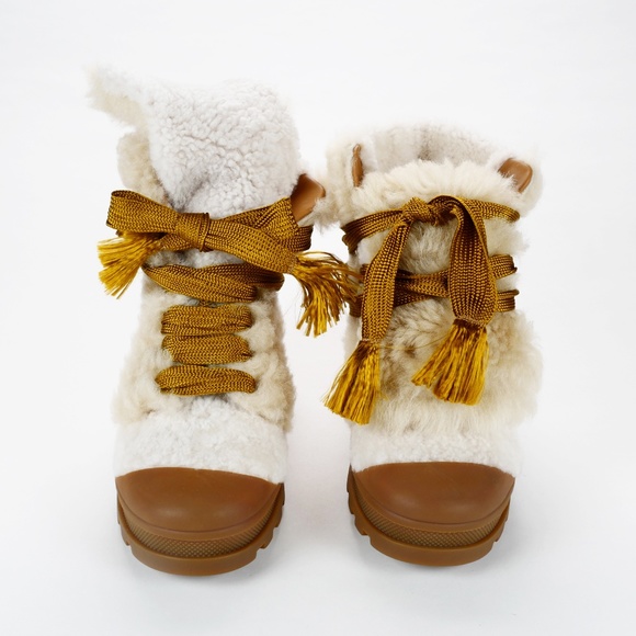 Chloé Parker Lace-Up Shearling Ankle Boots NEW - Picture 3 of 11